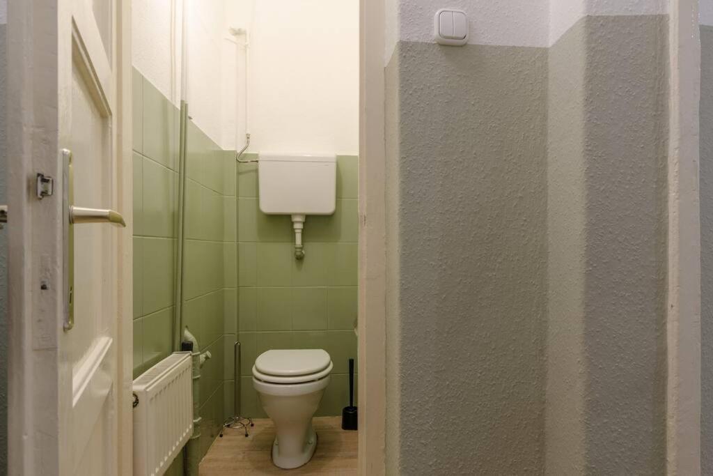 De Lux Studio Apartment In Historical Quarters Budapest Eksteriør billede